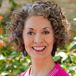 Meet your Posher, Monika